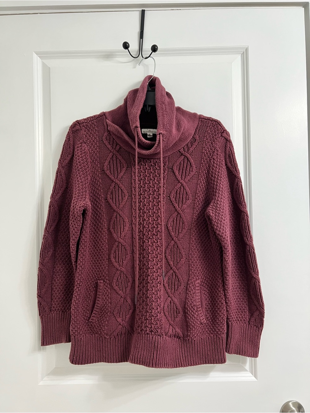 L.L. Bean Signature Women’s Medium Cable Knit Cowl Neck Sweater Chunky Fisherman - Picture 7 of 7